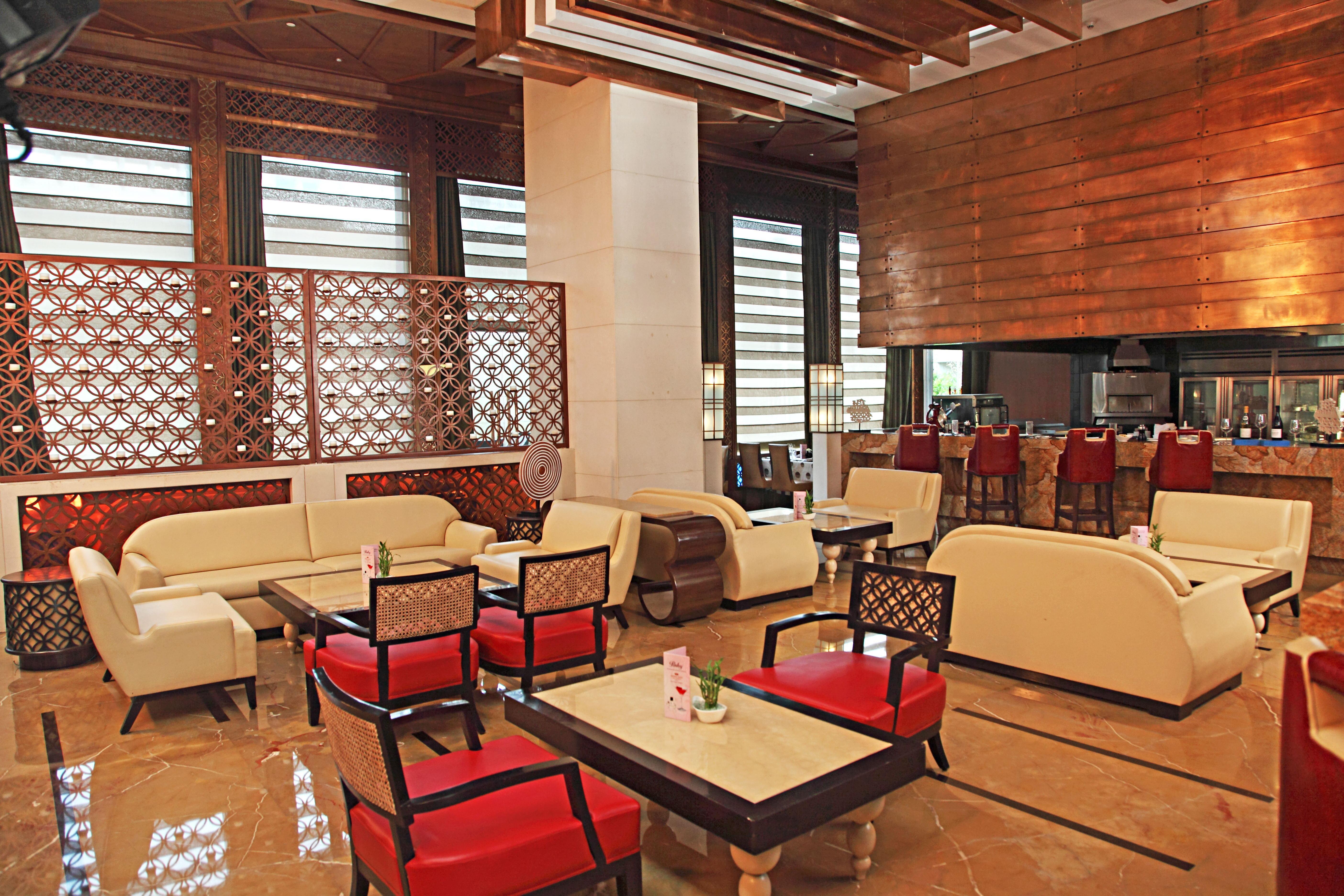 Hotel Crowne Plaza New Delhi Okhla By Ihg Extérieur photo The lobby